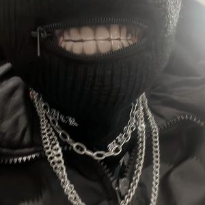 乖乖女的嫩奶头被同桌吸
